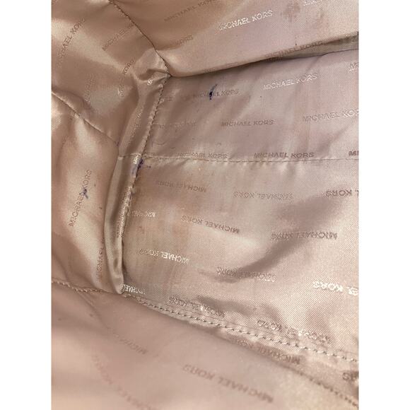 MICHAEL KORS, LIGHT TAN PEBBLED LEATHER WOMENS SHOULDER BAG - Picture 11 of 15